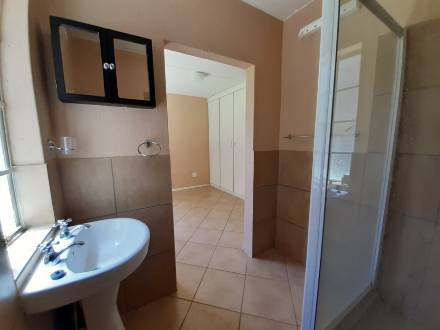 1 Bedroom Property for Sale in Van Der Hoff Park North West